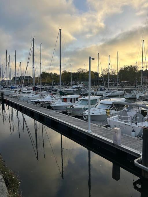 Appartement Sur Le Port De Vannes Exterior photo